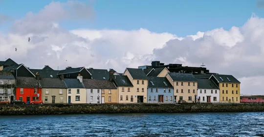 Ayudas económicas de Irlanda para quienes quieran mudarse a sus islas hermosas.